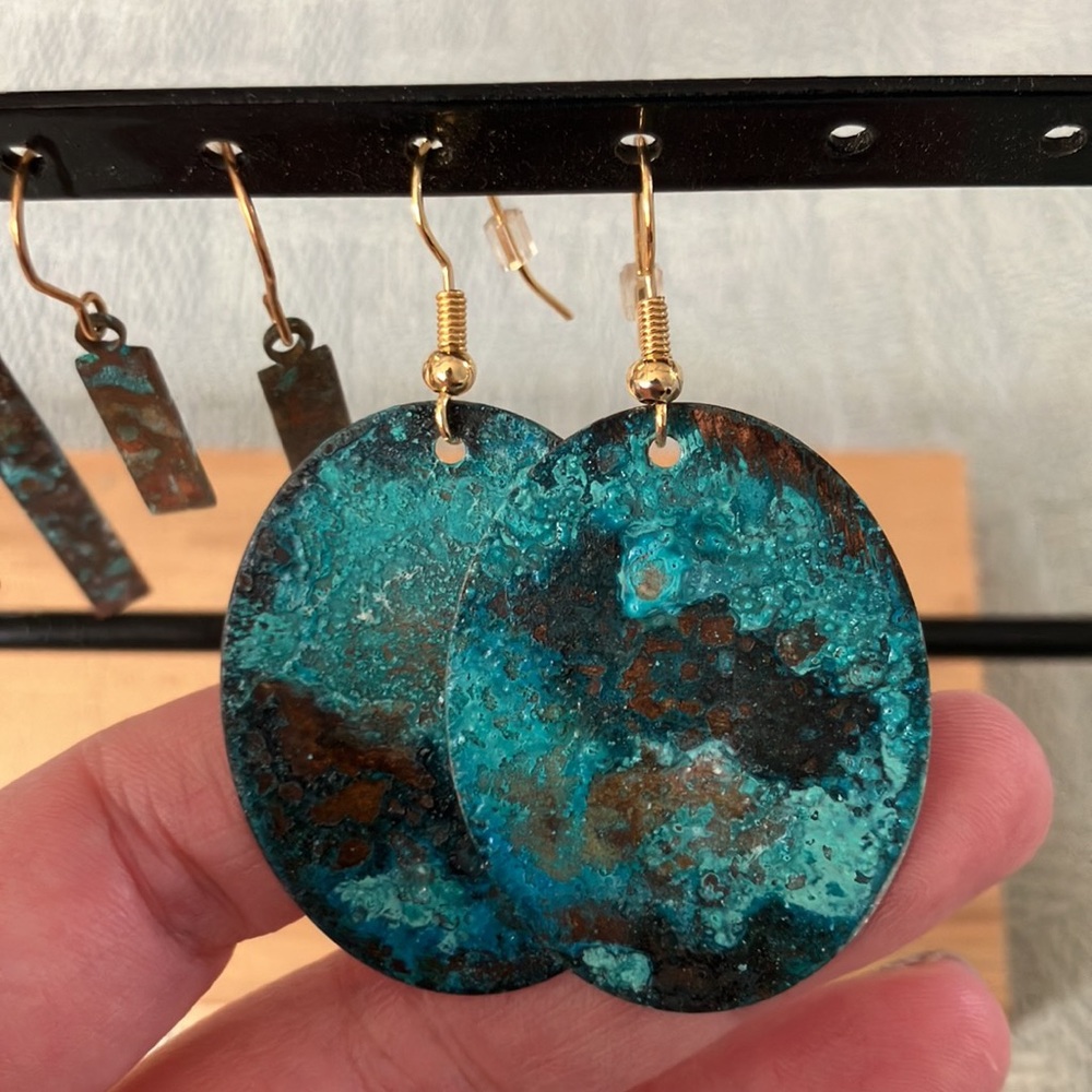 Elegant Turquoise and Gold Earrings